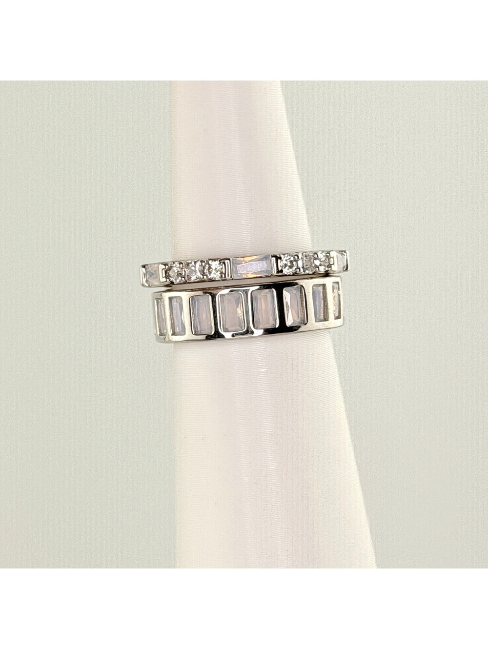 Bomb Party 2pc Sz 5 "Savage Shimmer" Moonstone on Rhodium RG15217